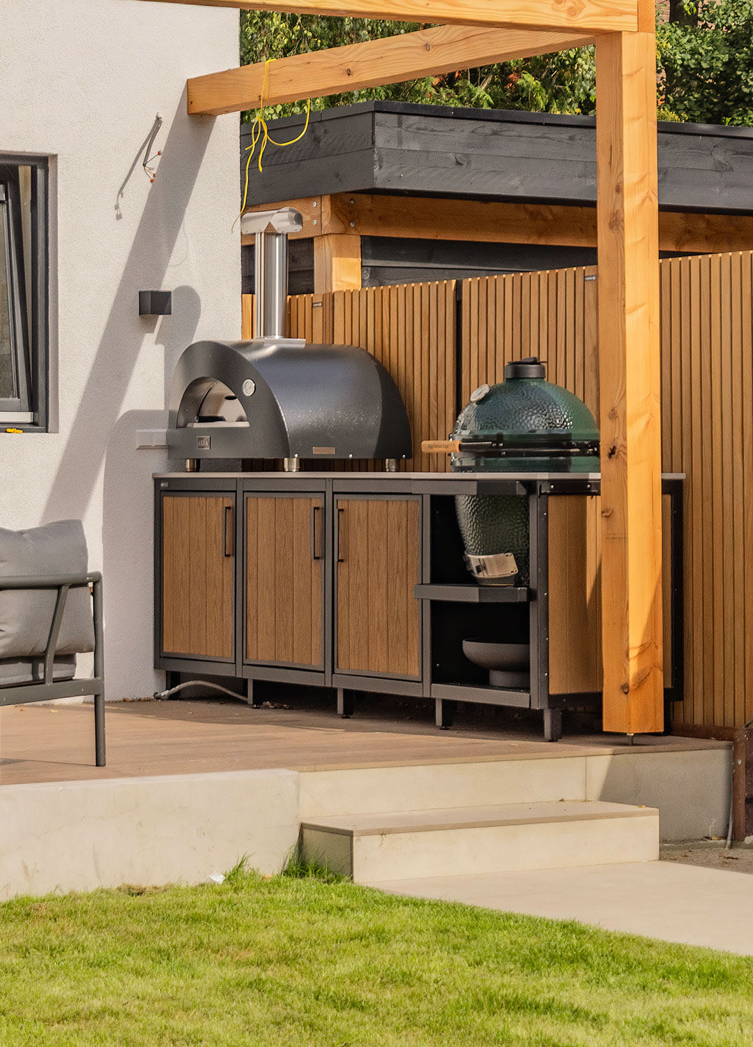Buitenkeuen-met-Pizza-oven-van-Alfa---Life-Steel